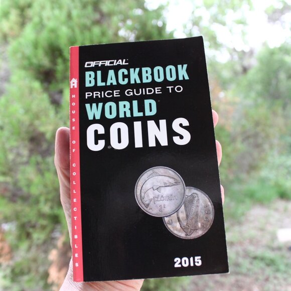 The Official Blackbook Price Guide to World Coins 2015, 18th Edition by Hudgeons - Picture 1 of 4